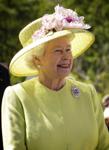 queen elizabeth ||