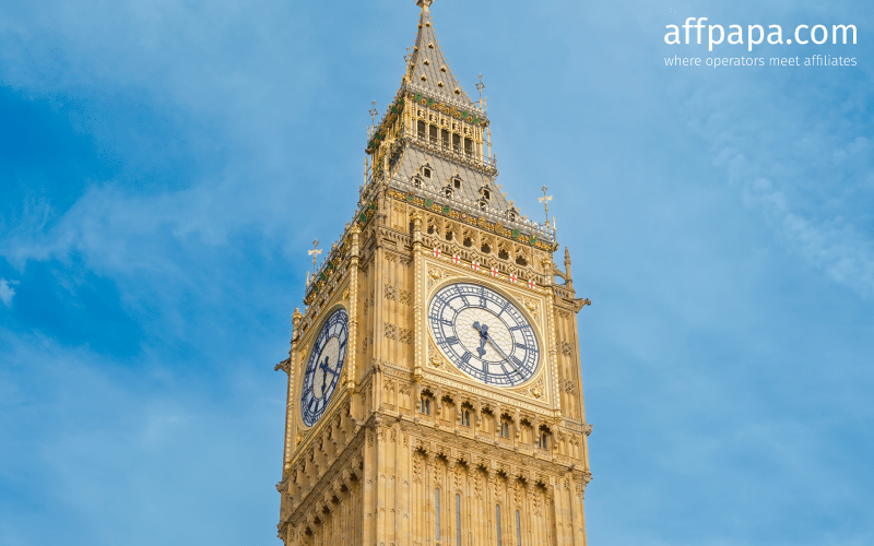 UK government to limit online slots bets to £5 UK government to limit online slots bets to £5