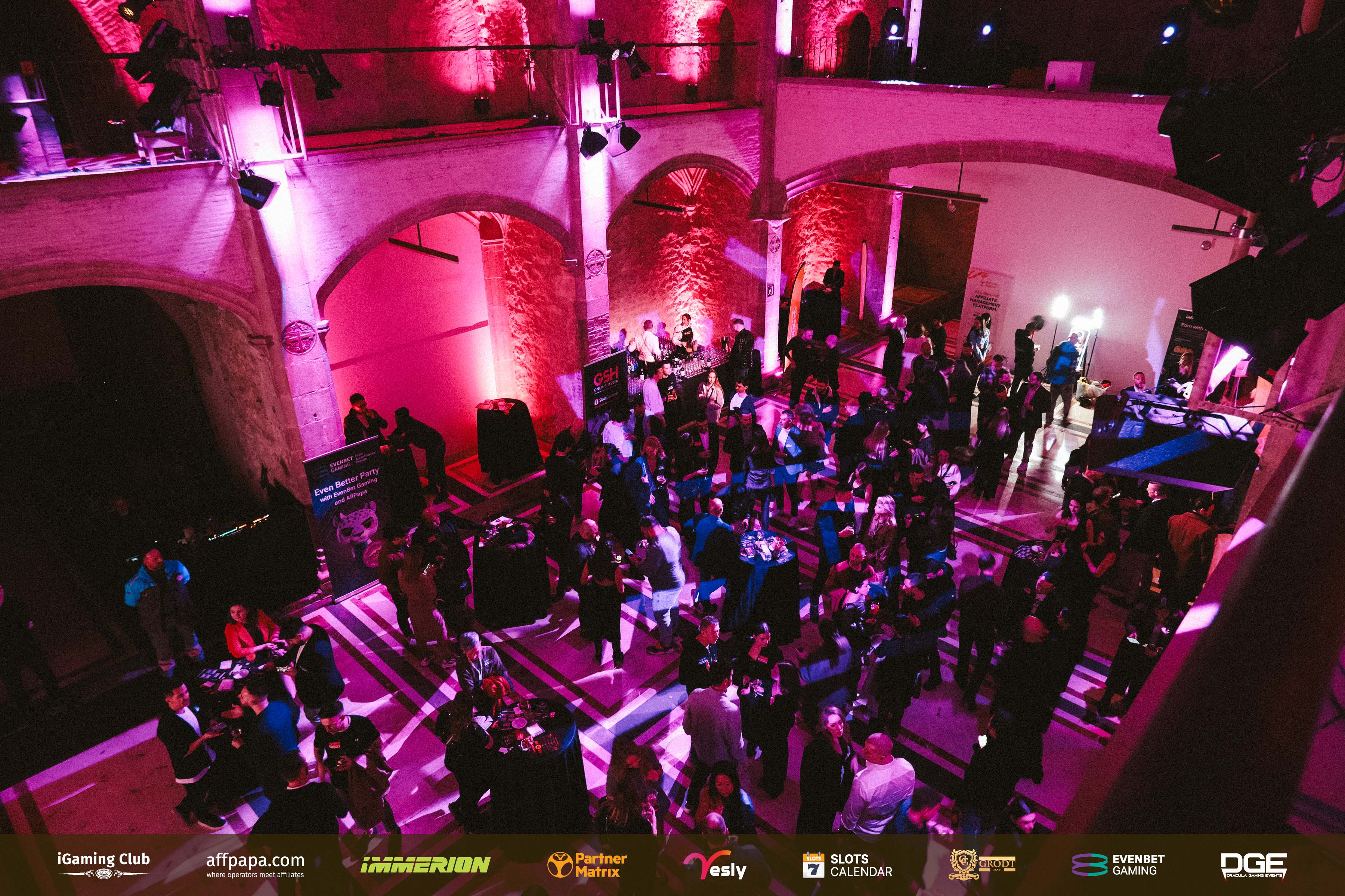 imgpsh fullsize anim