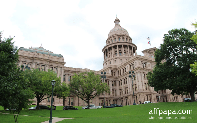 Texas Senate Votes to Dissolve Lottery Commission