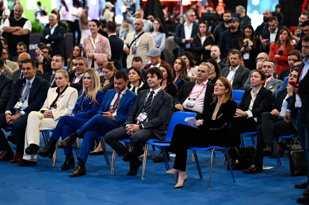 rom25 exp opening edits 2432