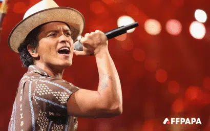 Bruno Mars addresses $50M gambling debt rumors during show