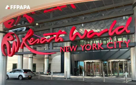 New York opens first casino with live tables in Queens