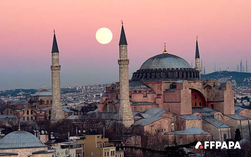Turkey takes action against illegal gambling networks